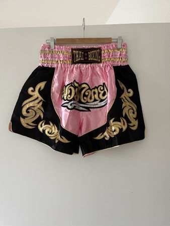 Thai Boxing Shorts Pink/Schwarz 