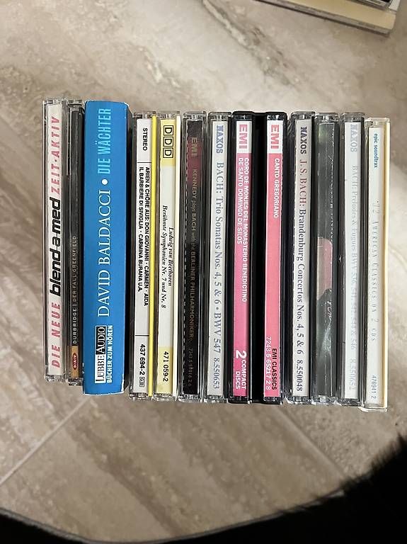 CDs: CD Mix (über 50 CDs) – Gebraucht aus Zürich von Pfeifer.s
