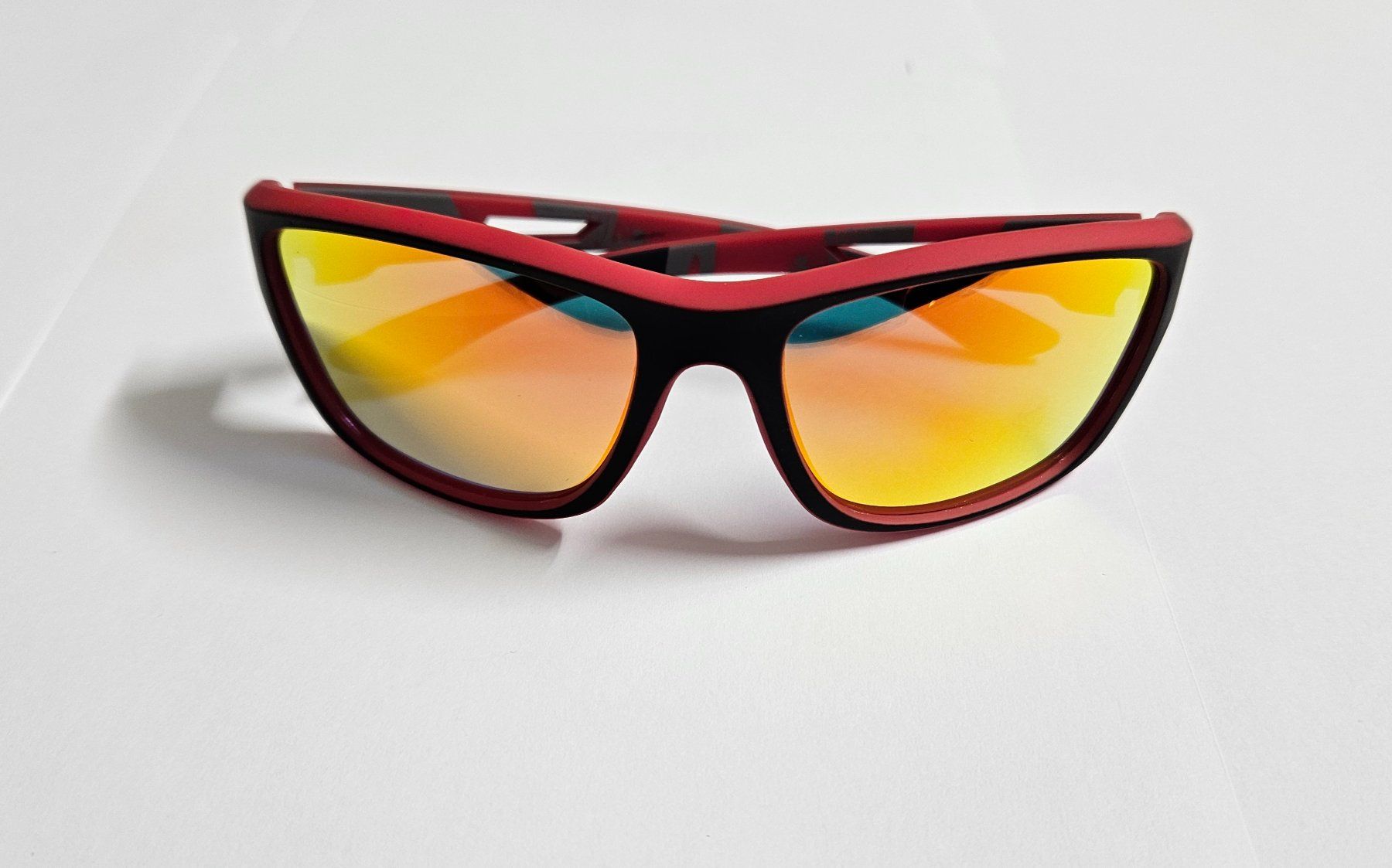 Occhiali & Lenti: Sportliche Herren Sonnenbrille – Nuovo (secondo la descrizione) da Kreuzlingen venduto da RahMal 2