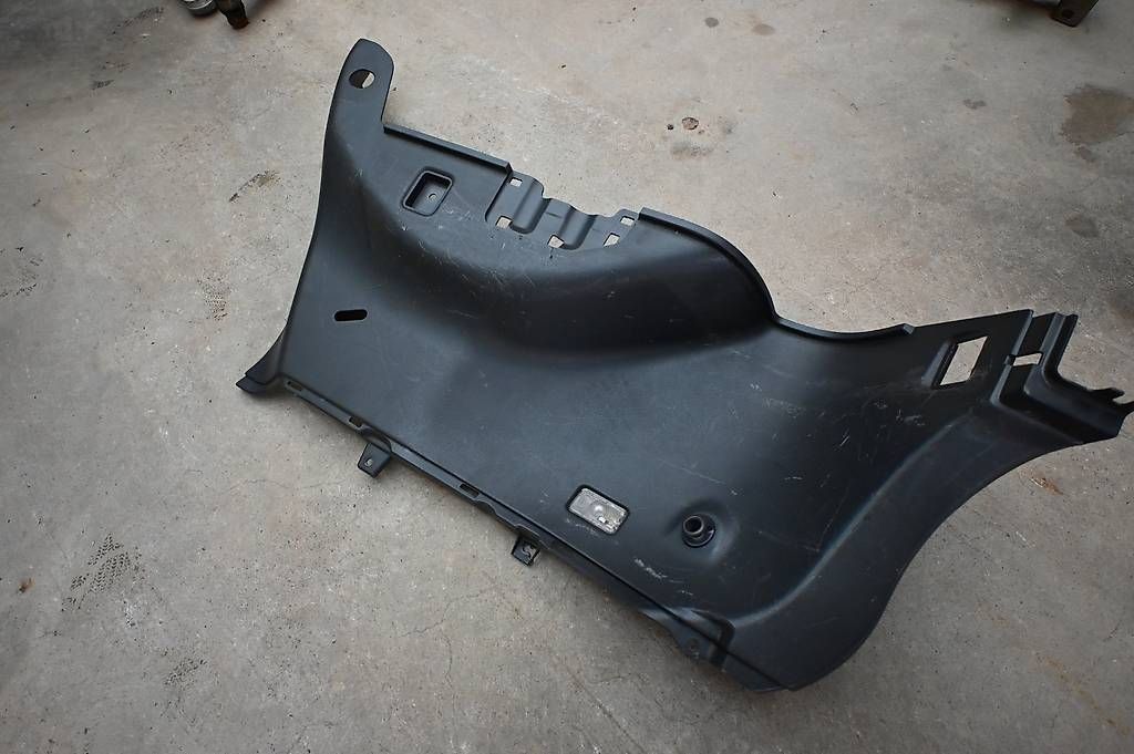 Subaru Tutti pezzi di ricambio auto: Kofferraumabdeckung L + R Subaru WRX – Usato da Frick venduto da sandro_martin