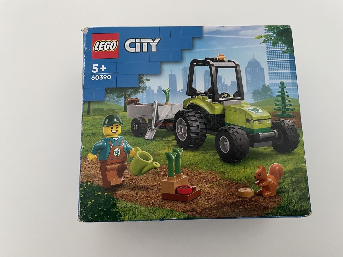 Lego Giocattoli: Lego City Traktor – Usato da Chur venduto da Tsambiko 1