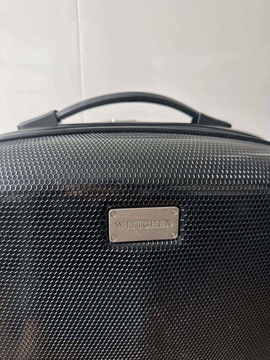 Valigie: Black cabin suitcase small hand luggage – Usato da Uster venduto da Monika_OB 1