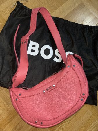 Damen Umhängetasche pink Leder BOSS neu mit Staubbeutel