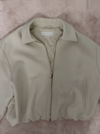 ZARA cropped jacke beige 