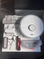 Roborock S5 Robot Vacuum, White, Good Condition