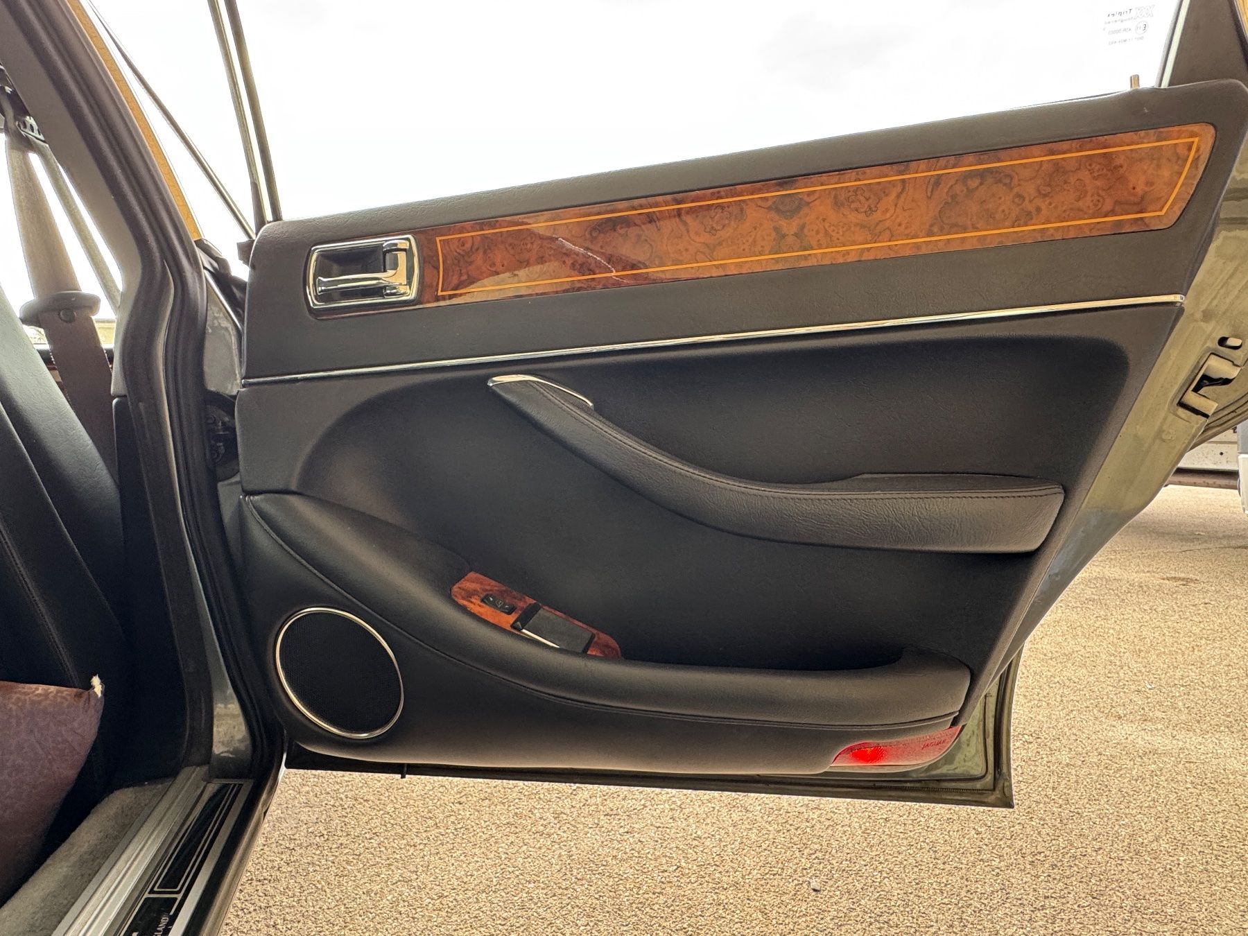 Automobili: 1994 Jaguar Daimler XJ40 – Usato da Wil SG venduto da art_bc5g 4