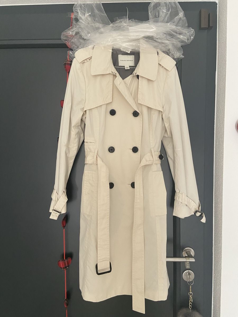 Banana Republic Cappotti: Trench Banana Republic mis.L – Usato da Davesco-Soragno venduto da dvf_7h6d 1