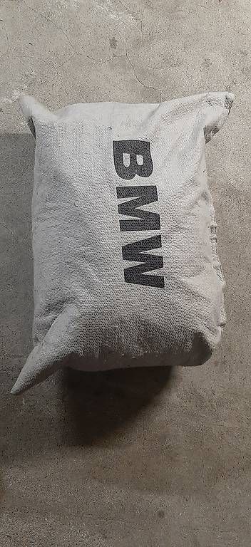 BMW Tutti pezzi di ricambio auto: Original BMW cover 3er touring – Usato da Zürich venduto da kreatur01
