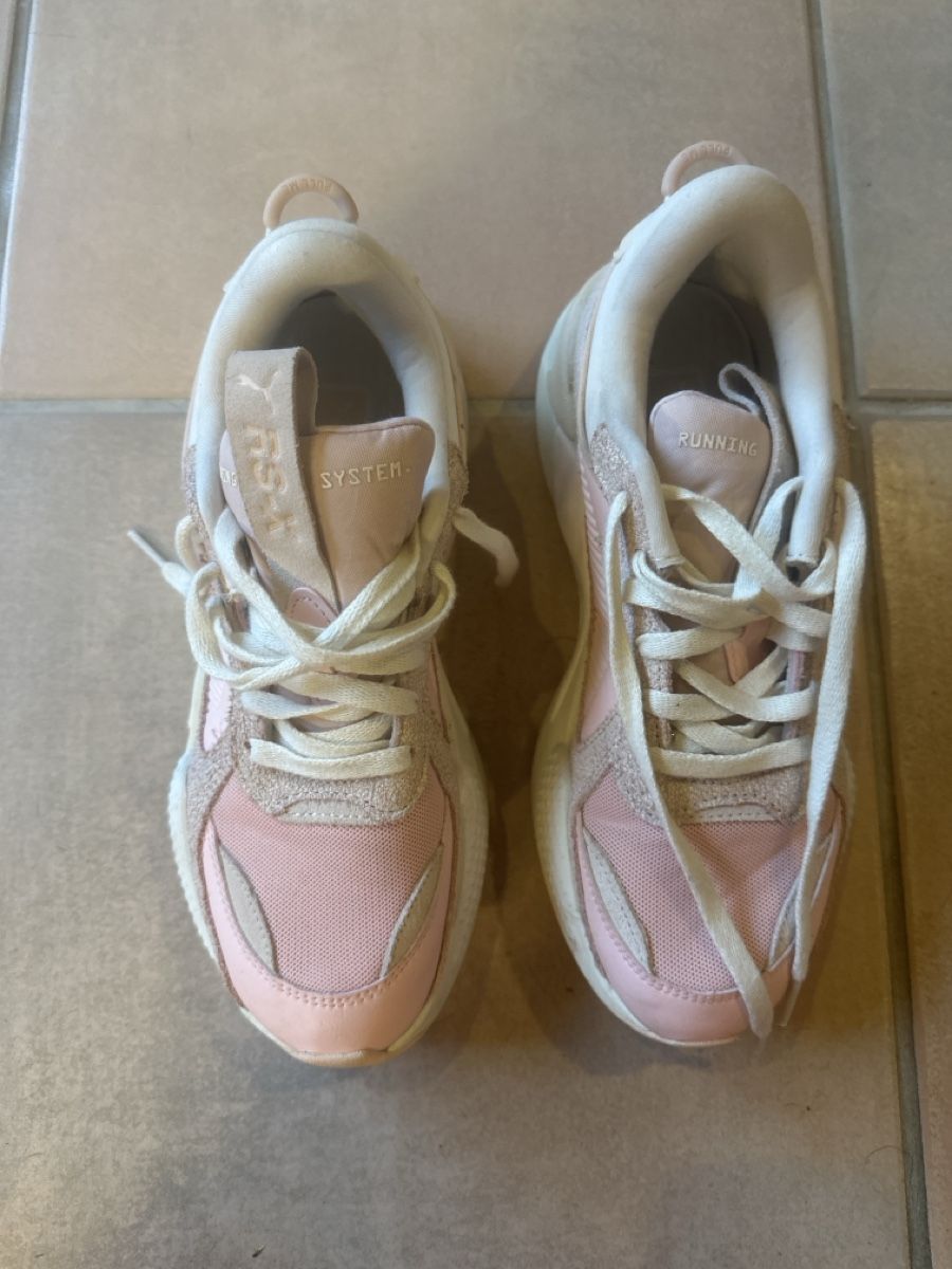 Puma Damenschuhe: Sneaker Puma rosa Grösse 41 – Gebraucht aus Oberentfelden von HennaBina 1