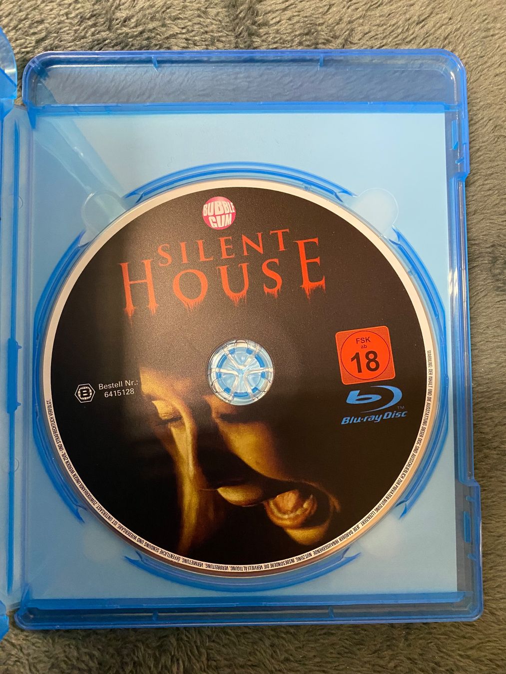 Tutti i DVDs: Silent House – Nuovo (secondo la descrizione) da Einsiedeln venduto da Penguin_Holmes 2