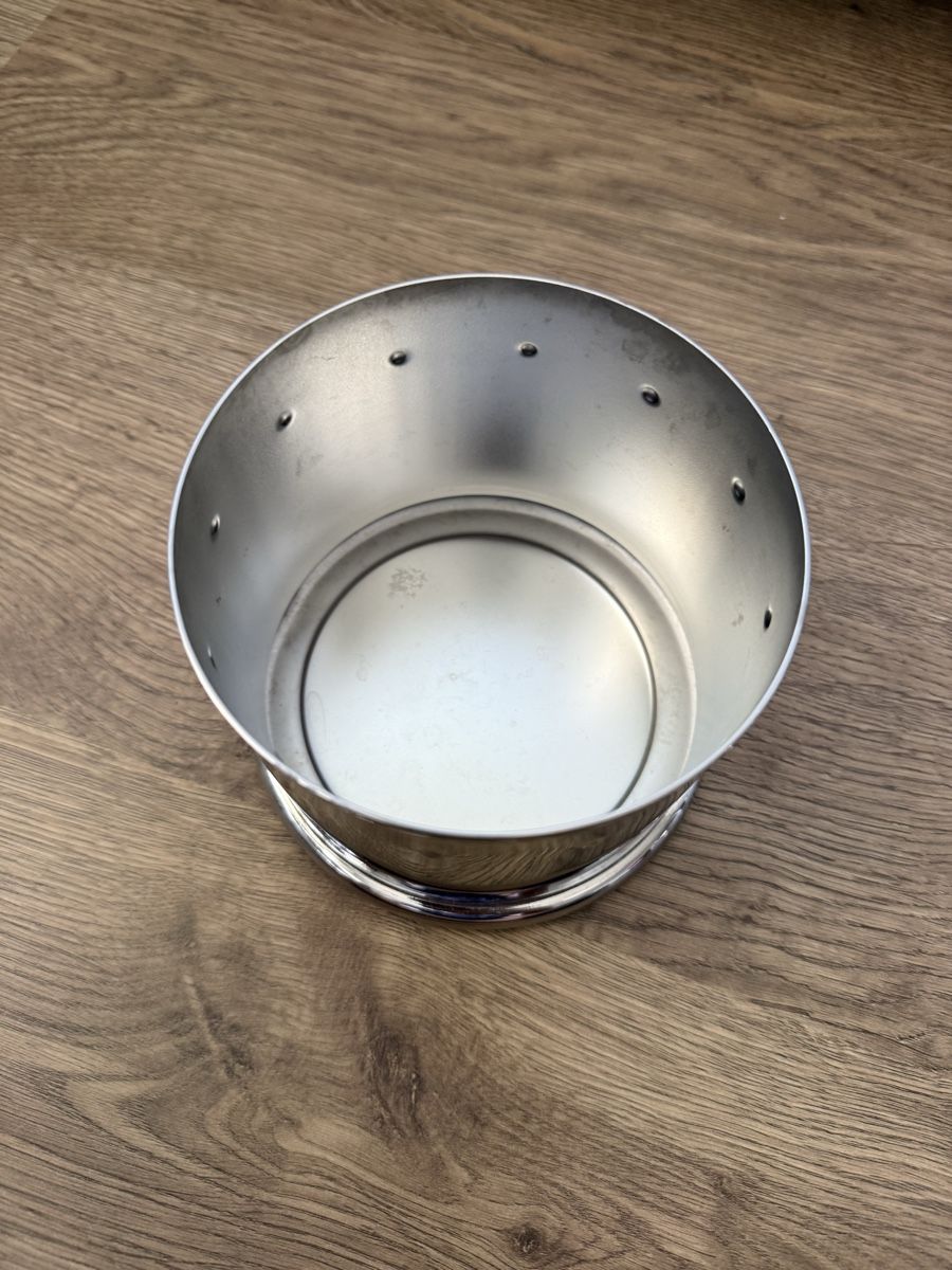 Altro in Decorazioni & Accessori: Boîte Alessi avec couvercle – Usato da Kloten venduto da Mumiiin 1