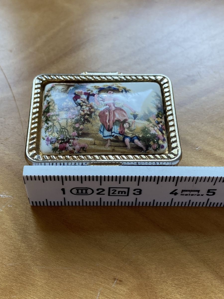 Portagioie: Vintage Pillendose / Schmuckbox – Usato da Birr venduto da Vintage-Liebhaber 3