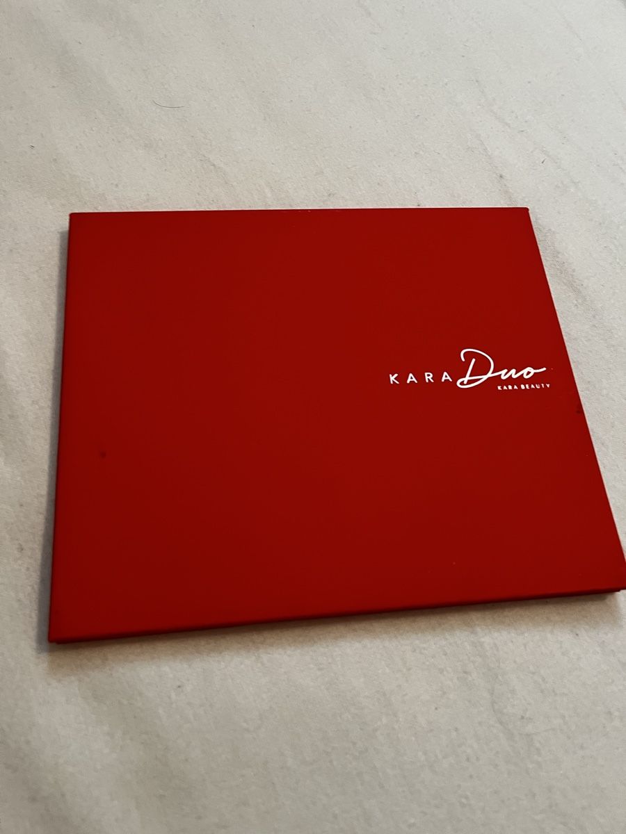 Make-up: Kara Duo Rainbow Palette – Usato da Aarau venduto da kailing12