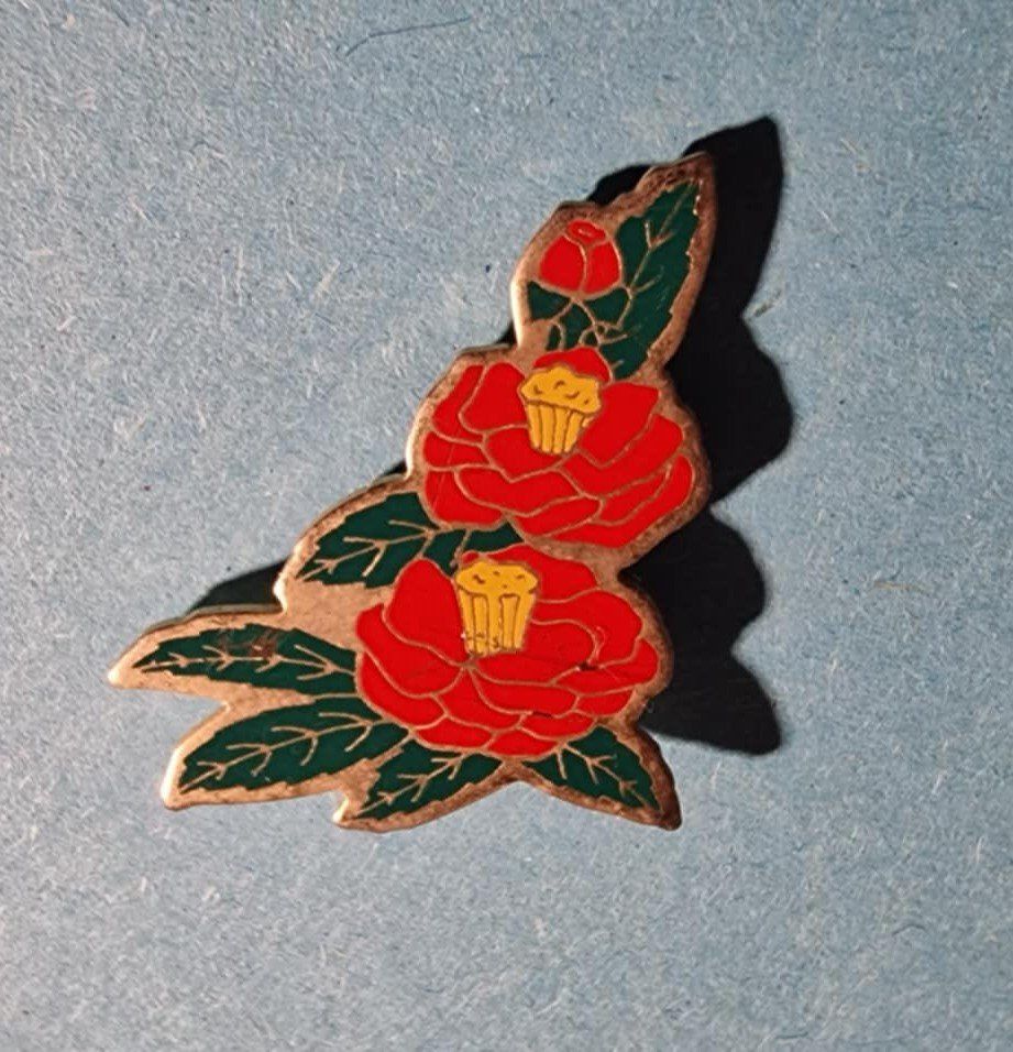 Plaketten & Abzeichen: Pin blühende Blume – Gebraucht aus Härkingen von specialshapes