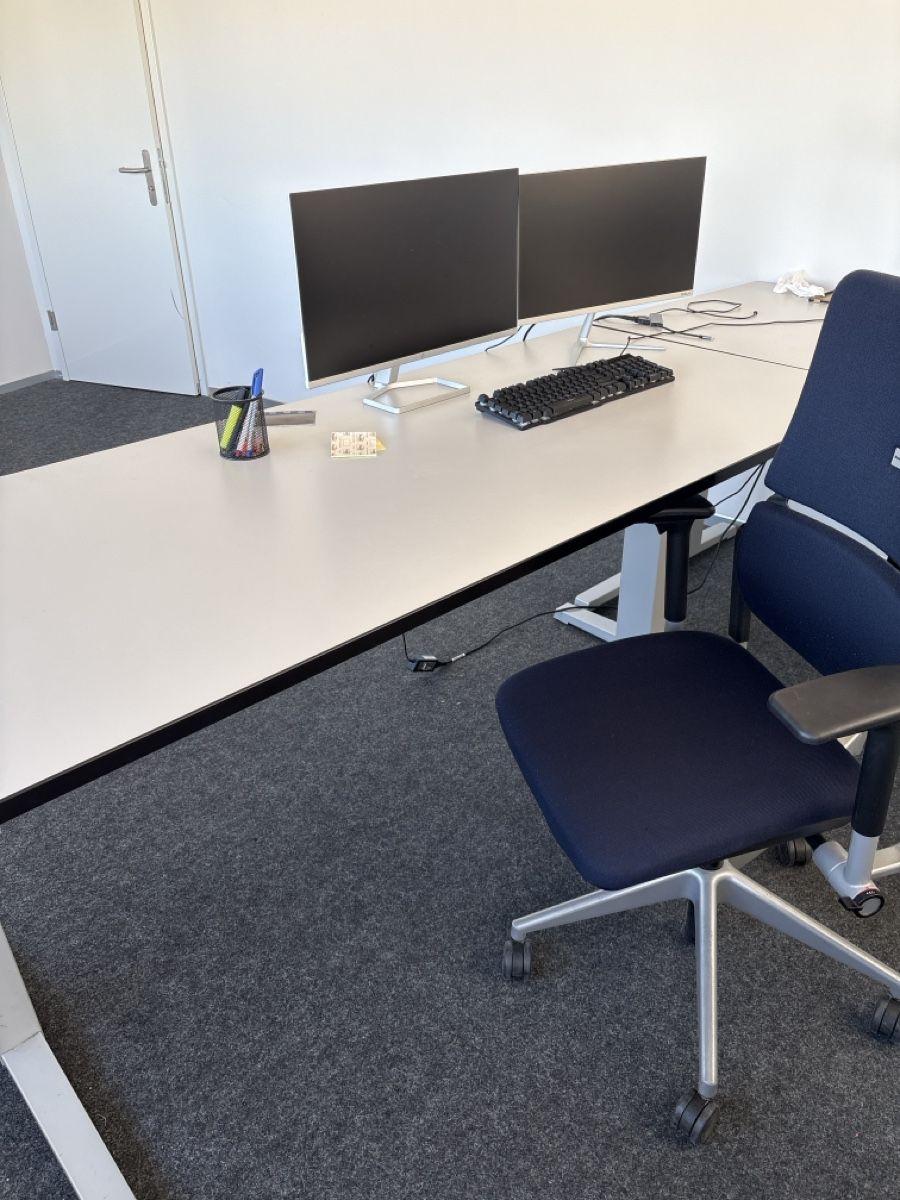 Mobilhome: Büro Ausverkauf – Usato da Gränichen venduto da cor_b9m6