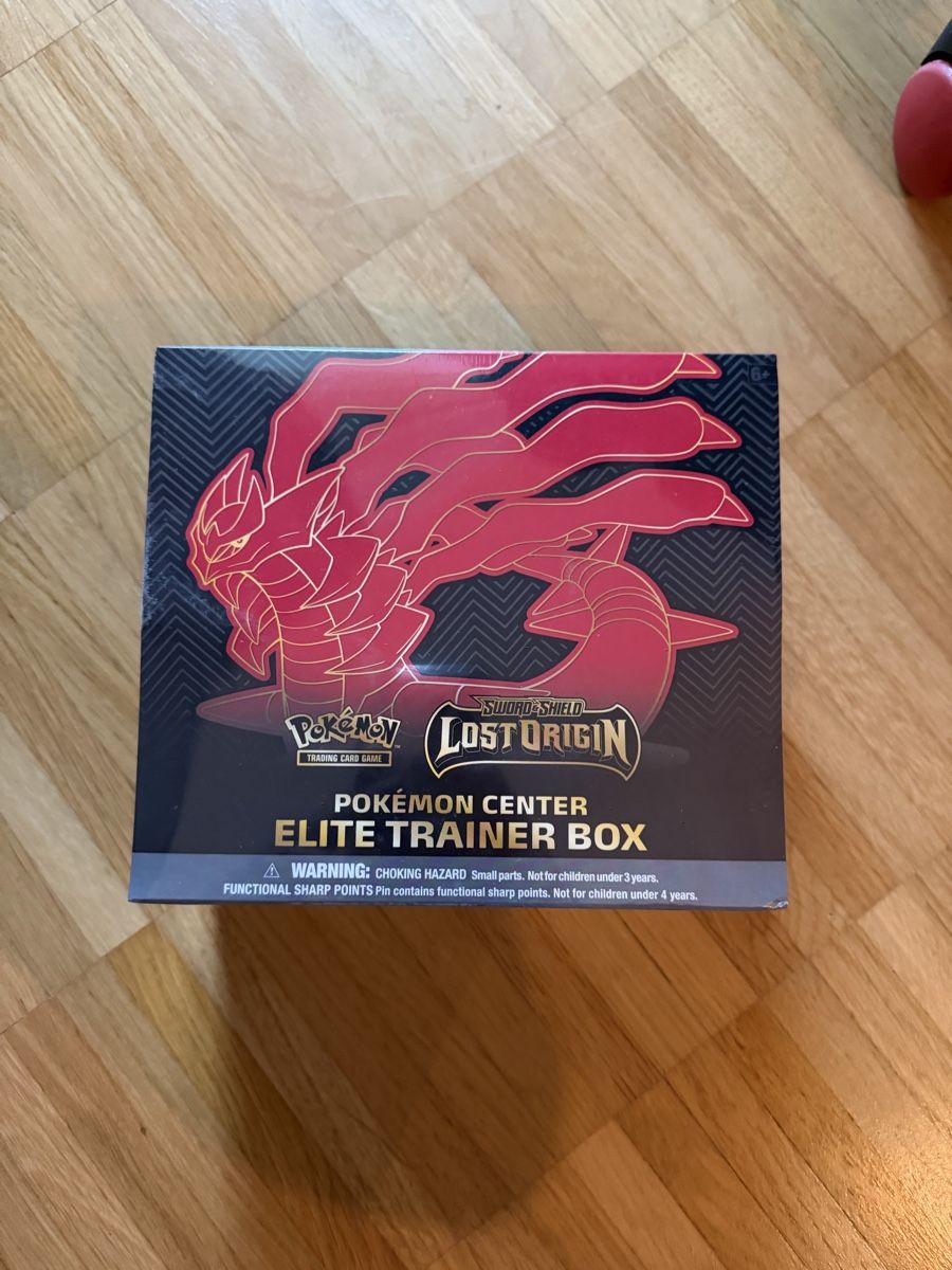 Pokémon Carte collezionabili: Lost Origin Center  Elite Trainer Box EN – Nuovo e nell'imballaggio originale da Wetzikon ZH venduto da Fab_g8hs