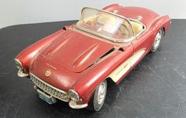 Chevrolet Corvette 1957 – Sammlermodell 1:18 von Bburago