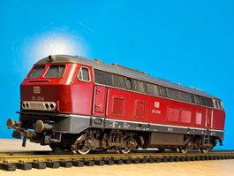 Roco 4151A __ Diesel Lokomotive BR 215 DB _ OVP _ DC Spur H0