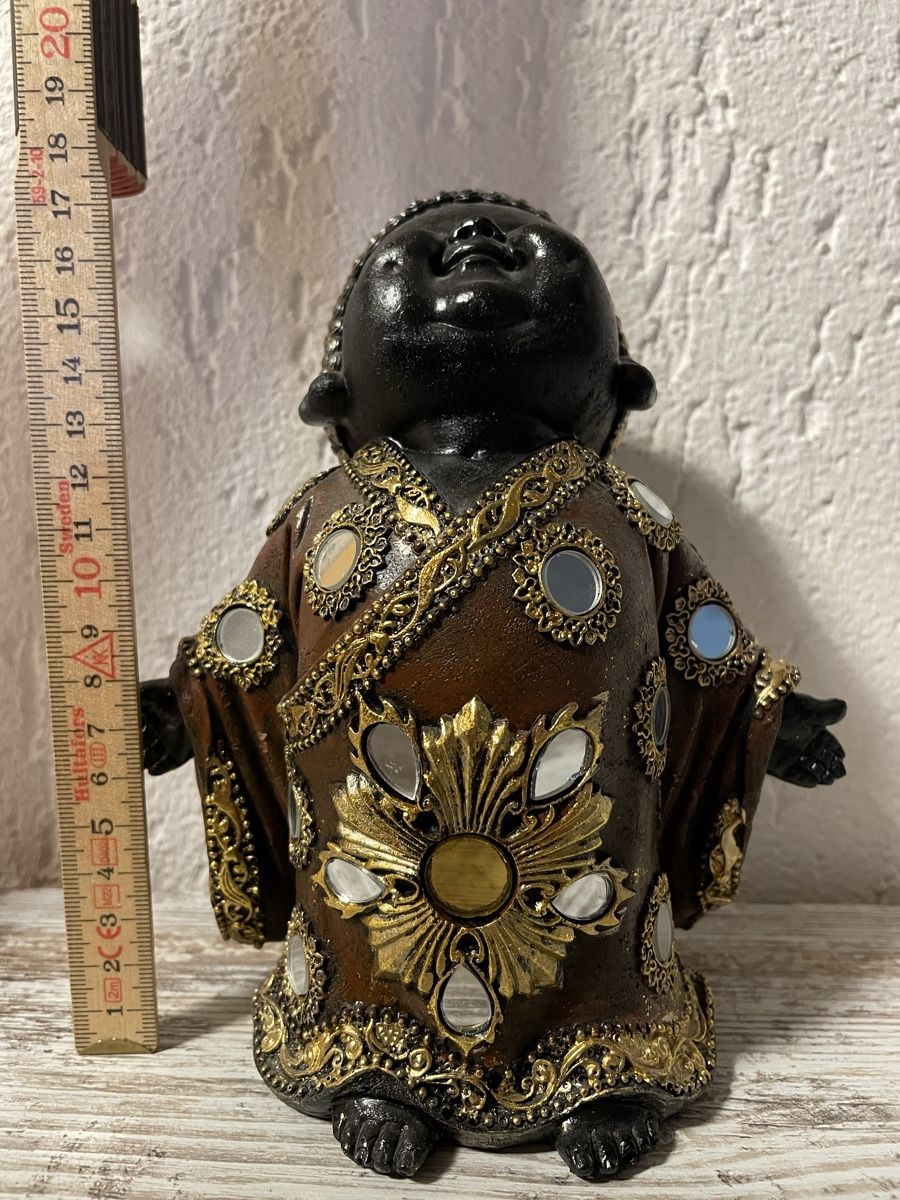Statuette: Herzige Afrikanische Figur – Usato da Röschenz venduto da Kikis-Brocki 5