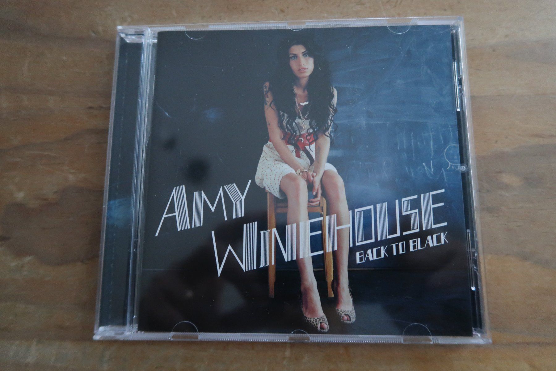 CDs: AMY WINEHOUSE - BACK TO BLACK - CD – D'occasion à Basel par Patiscat