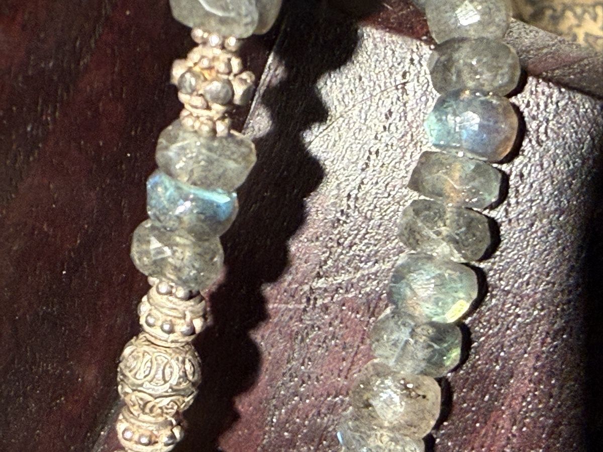 Catenine: Kette aus Labradorit mit 925 Silber Elementen  – Usato da schaffhausen venduto da VintAntik_1980 1