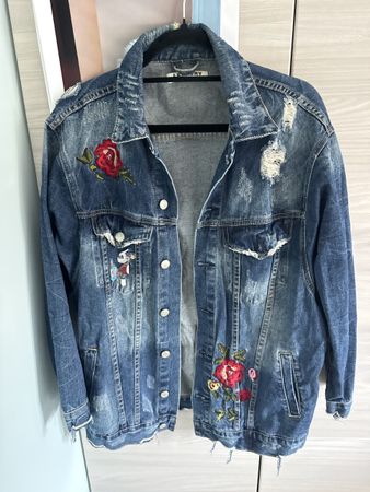 Lexxury Jeansjacke Gr. L mit Rosen- & Comic-Motiven!