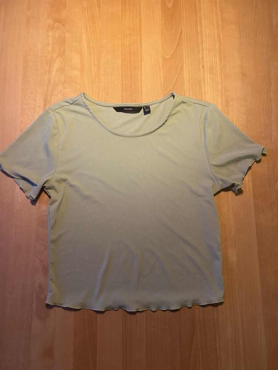 Vero Moda T-shirt: Vero Moda Top, mintgrün, gerippt, Sommer-Basic, Gr. M – Usato da Zürich venduto da frauchi4