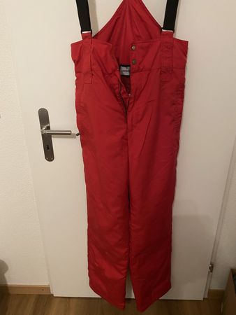 Rote Newica Skihose, Top Zustand, Grösse44Winter ❄️