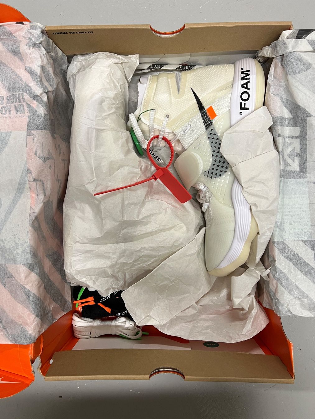 Nike Herrenschuhe: Nike React Hyper dunk Flyknit Off-White - EU 45.5 – Neu und originalverpackt aus Bern von ElevenFive 1