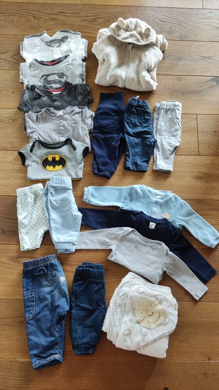 Lotti & Set di vestiti: Jungenkleiderpaket Gr. 62 – Usato da Kriens venduto da Xonox