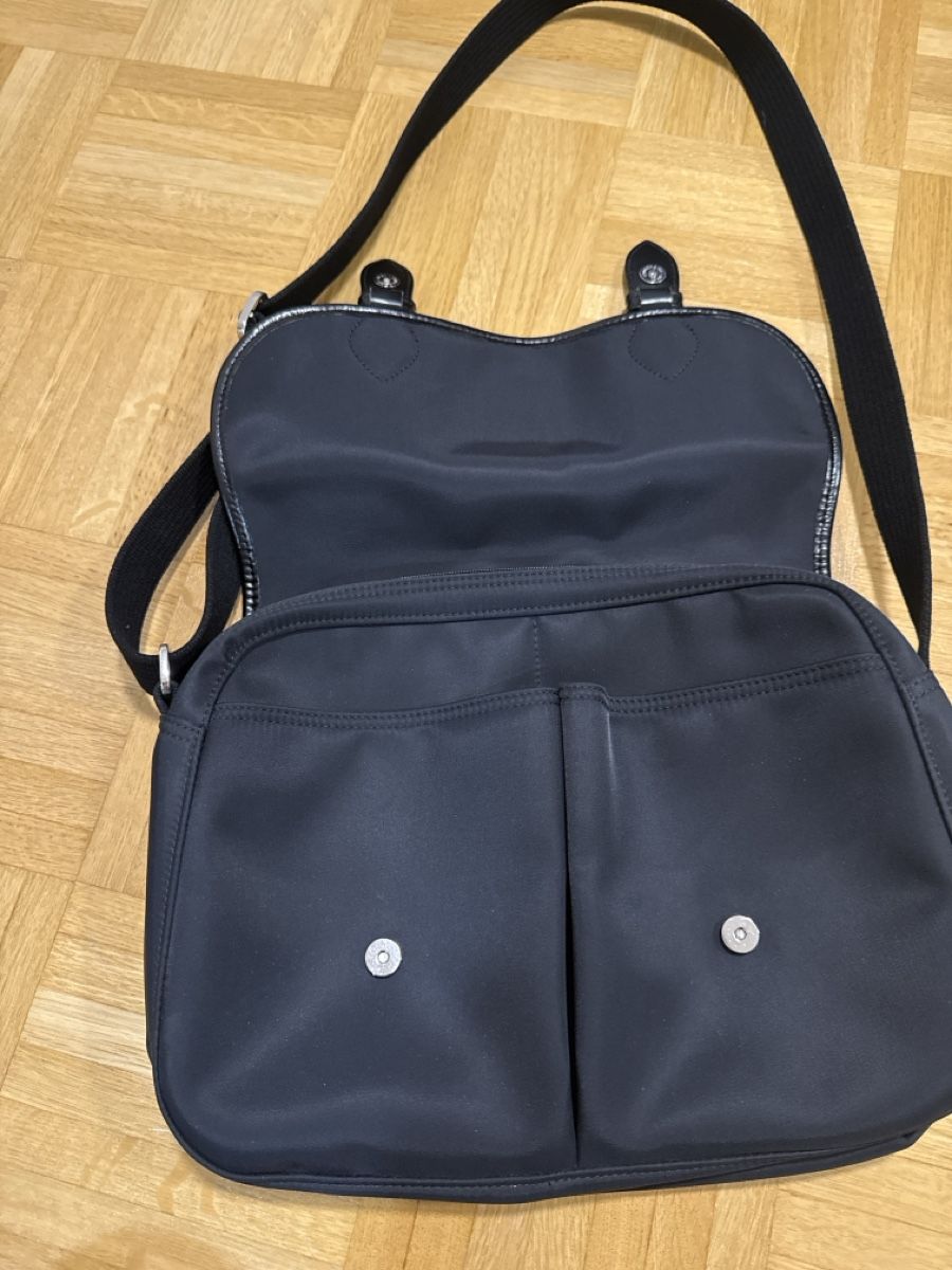 Longchamp Taschen für Damen: Longchamp Umhängetasche – Neu (gemäss Beschreibung) aus Basel von nl5_6bbx 1
