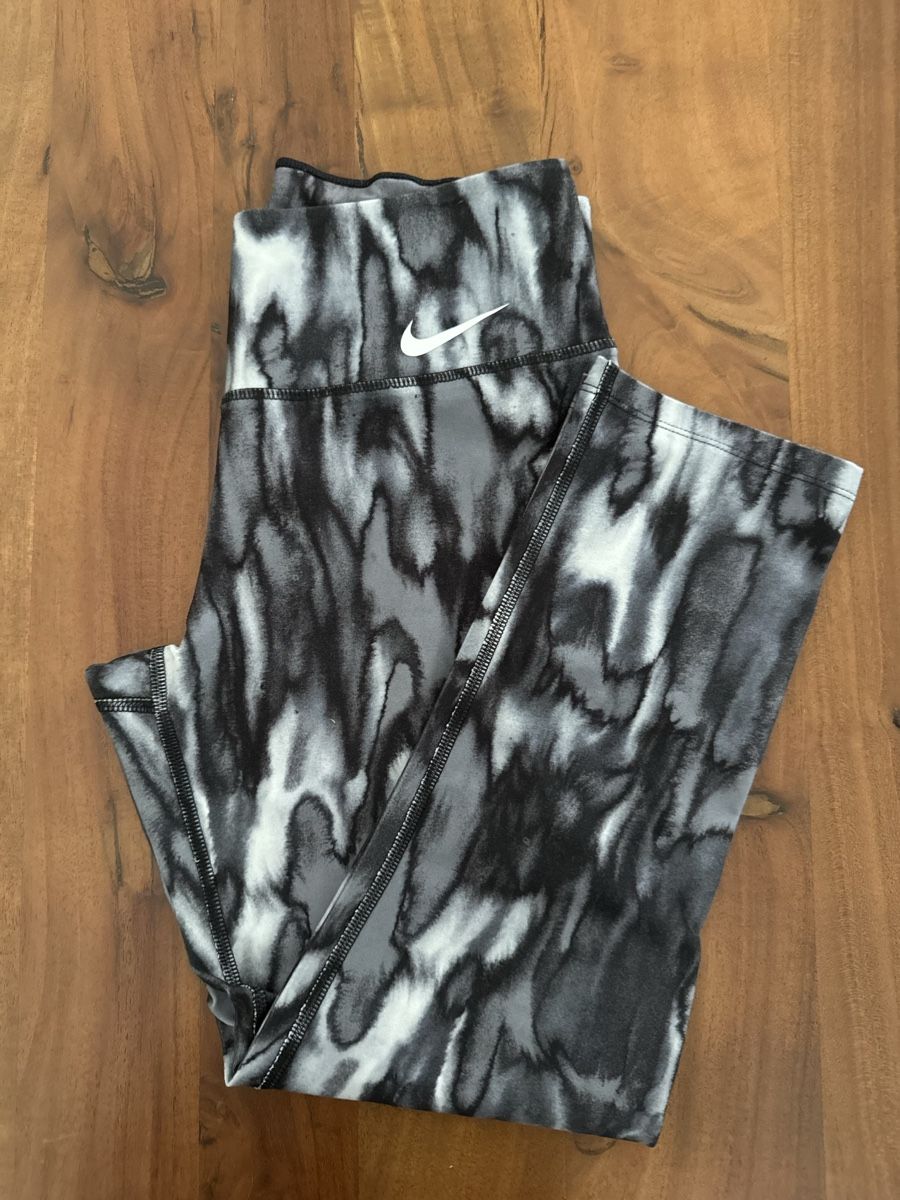 Nike Leggings: Nike Leggings Grösse S – Neu (gemäss Beschreibung) aus Allschwil von ana_87pj