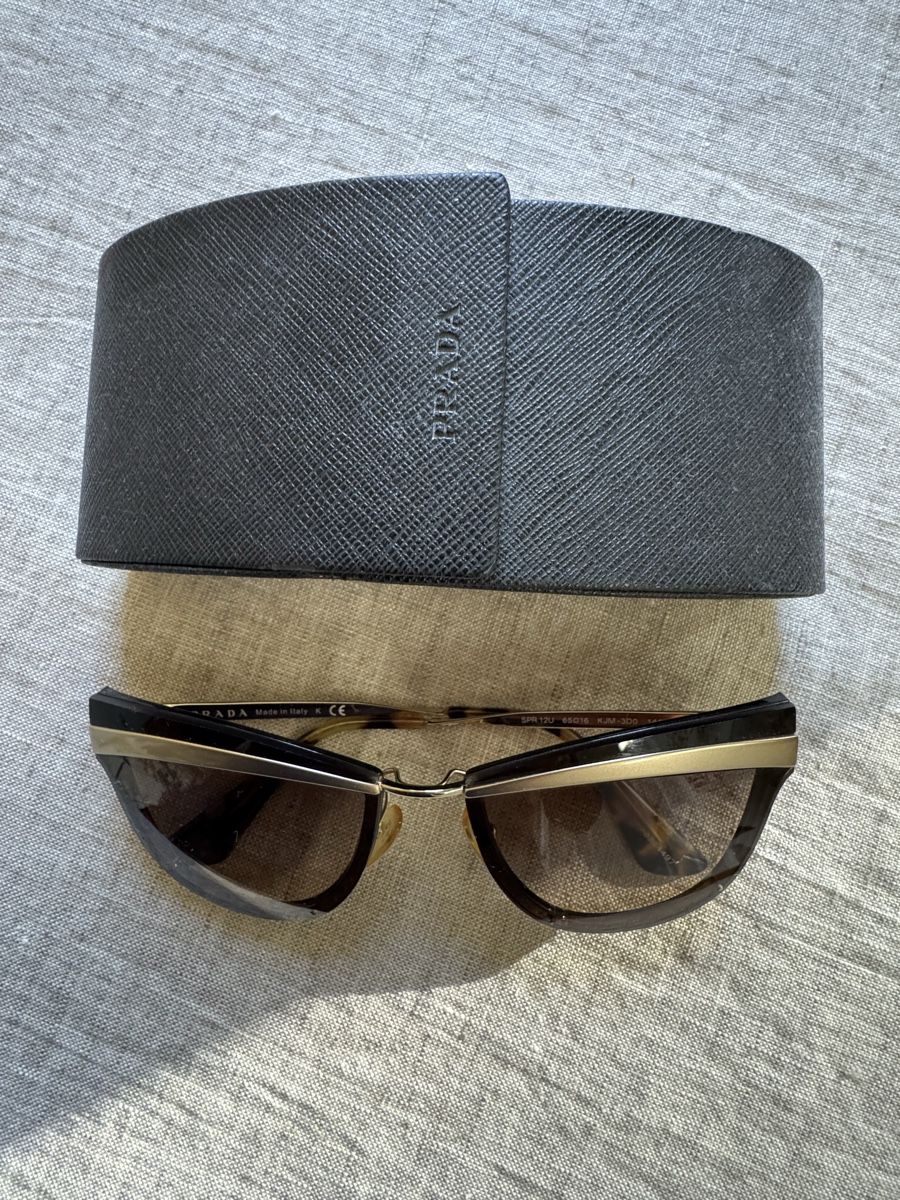 Prada Occhiali & Lenti: Lunettes de soleil Prada (52) – Usato da Genève venduto da inf_2ggr 1