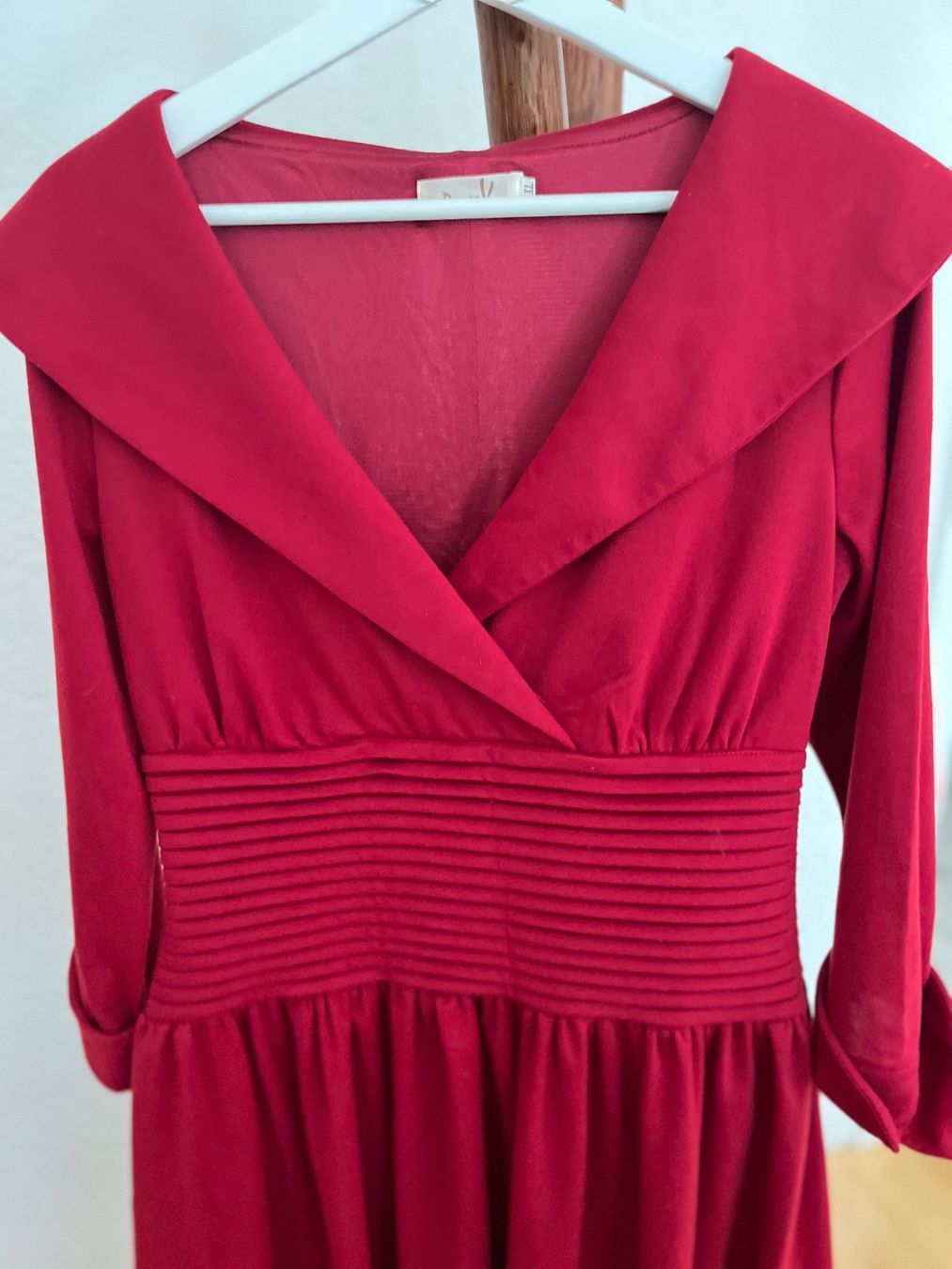 Kleider: Stilvolles, rotes Vintage-Kleid – Gebraucht aus Bern von Sonia-Bern 1