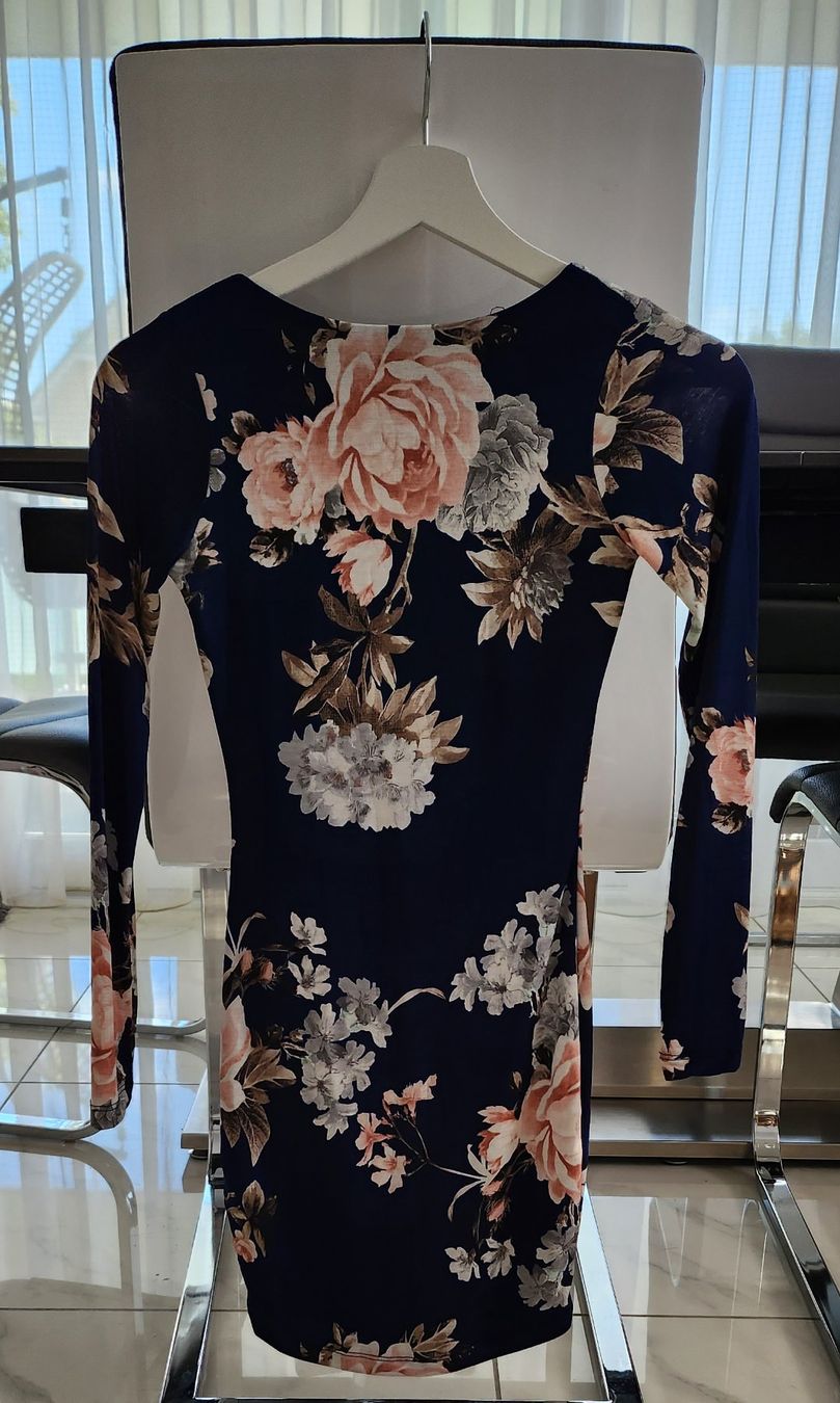Robes: Kleid – D'occasion à Mägenwil par Lea.SN 1