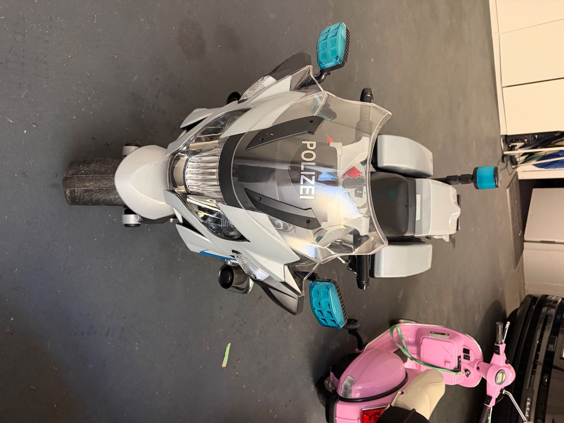 BMW Veicoli per bambini: Kinder-Elektromotorrad BMW R1200RT Polizei – Usato da Zürich venduto da Sacha1234 1