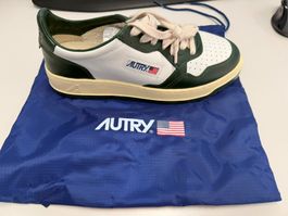 AUTRY Medalist Sneaker Dunkelgrün – Grösse 42 – NEU