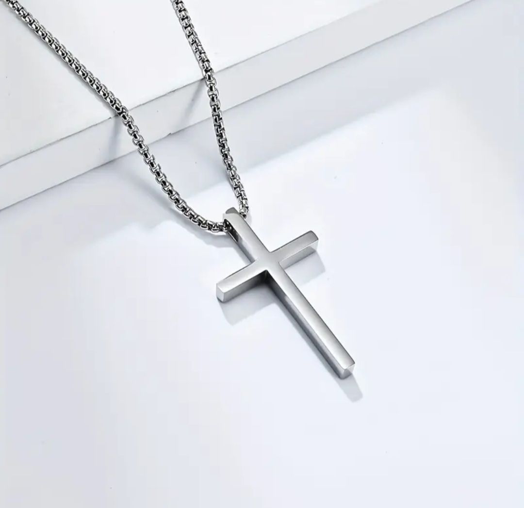 Catenine: Collier croix argentée, NEUVE – Nuovo e nell'imballaggio originale da Puidoux venduto da mic_c2fh