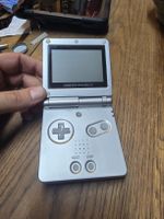 Nintendo Game Boy Advance SP silber mit Tetris Worlds (G)