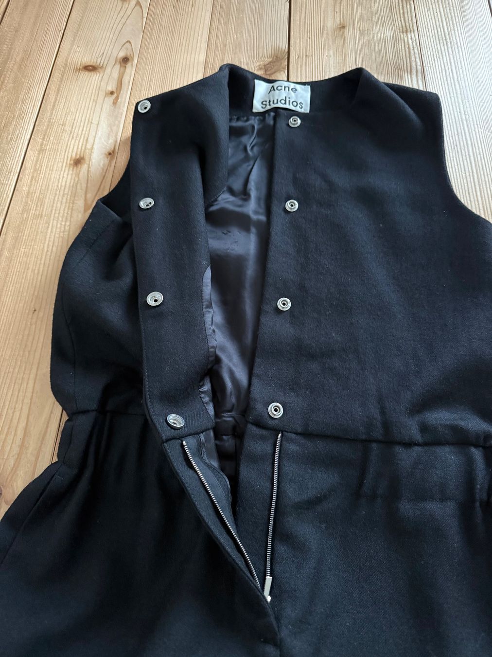 Tute: Jumpsuit aus Wolle Acne Studios – Usato da Luzern venduto da Mamutpe 5