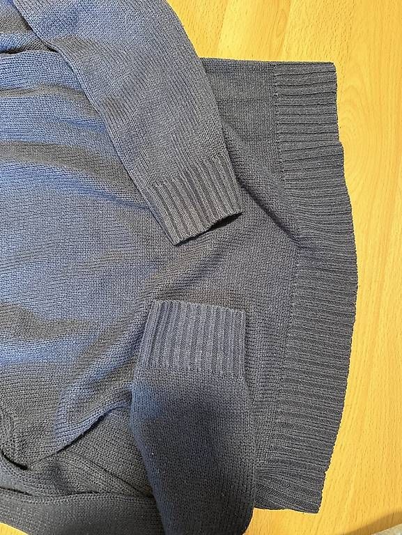 Pulls & Sweat-shirts: Dunkelblauer Strickpullover – D'occasion à Alchenflüh par selina077 1