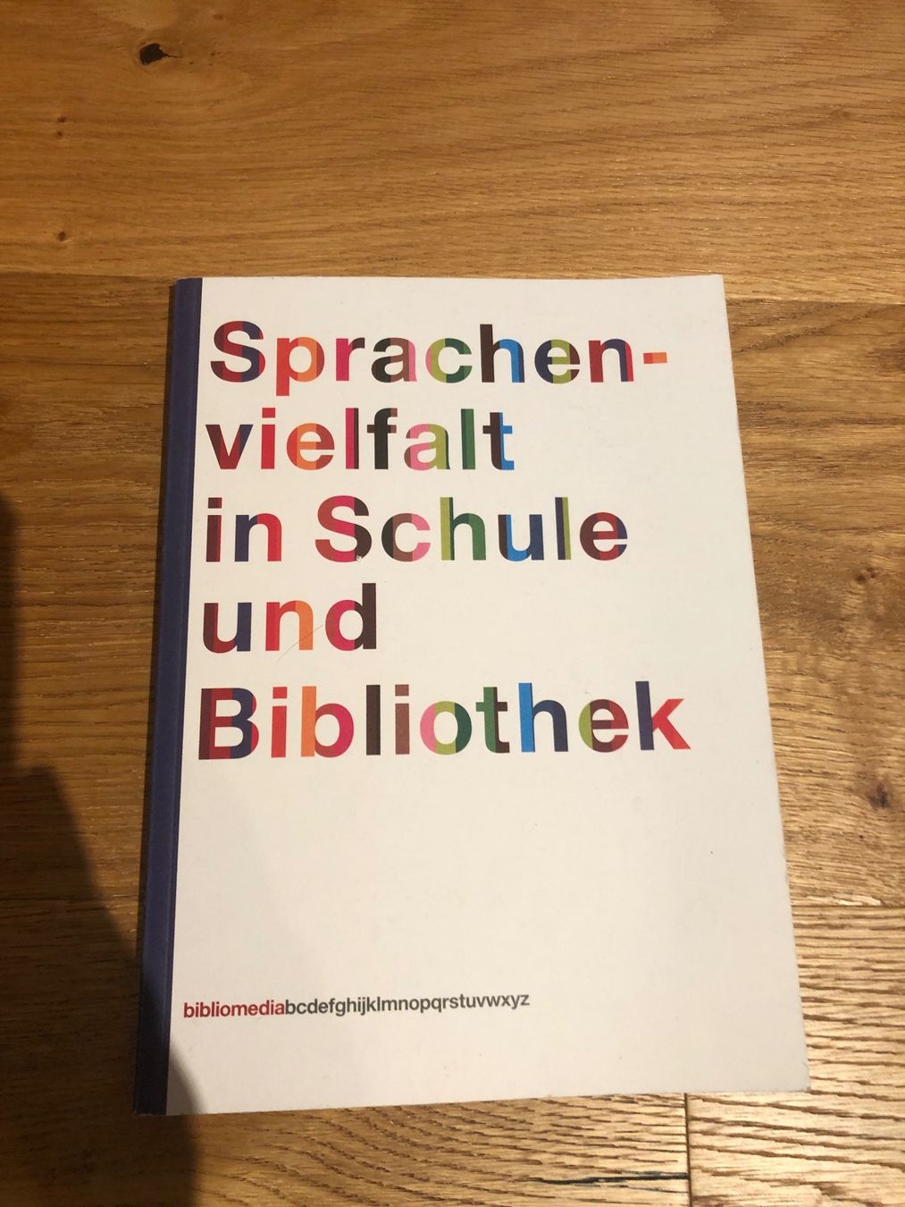 Libri: SPRACHENVIELFALT IN SCHULE UND BIBLIOTHEK – Usato da Wattwil venduto da jopara