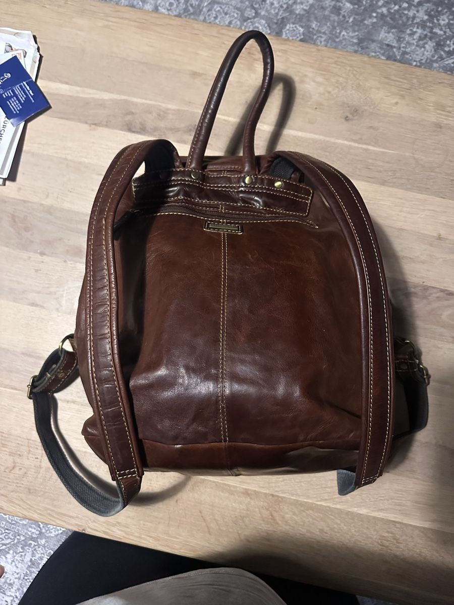 Zaini: Greenburry Leder Rucksack braun Vintag – Usato da Winterthur venduto da yan_mzy9 1