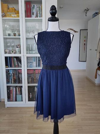Kleid Gr XS S