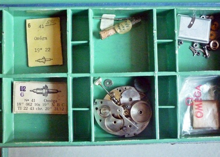 Omega Uhren: Lot Vintage OMEGA Ersatzteile für Taschenuhren  - Teile – Defekt aus Adliswil von di_hans 4