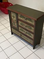 Rustikaler Bauernschränkli, handbemalt, Vintage Look!