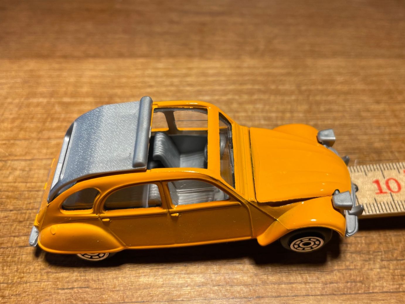 Citroën Modellini d'auto: Citroen 2CV6 Norev Modellauto – Usato da Luzern venduto da mintcar 6