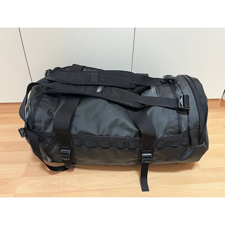 North Face Borse: North Face Base Camp M Tasche, 71 L duffel – Nuovo (secondo la descrizione) da Thierachern venduto da noe_qt68