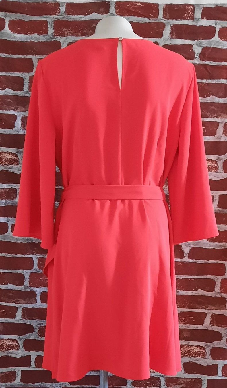 Avant Premiere Kleider: AVANT PREMIERE edles Midikleid rot Gr.44 – Neu (gemäss Beschreibung) aus Seuzach von VT-Collections1 5