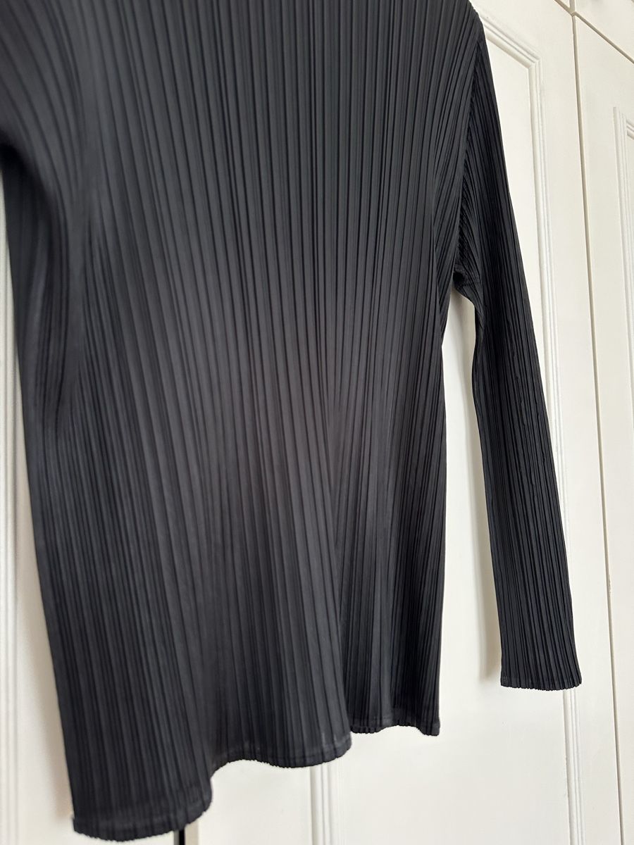 Issey Miyake Top: Pleats Please Issey Miyake – Usato da Fribourg venduto da vale.vas 4